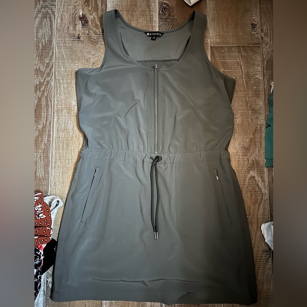 Athleta Expedition Skort Dress - Herb Olive 14